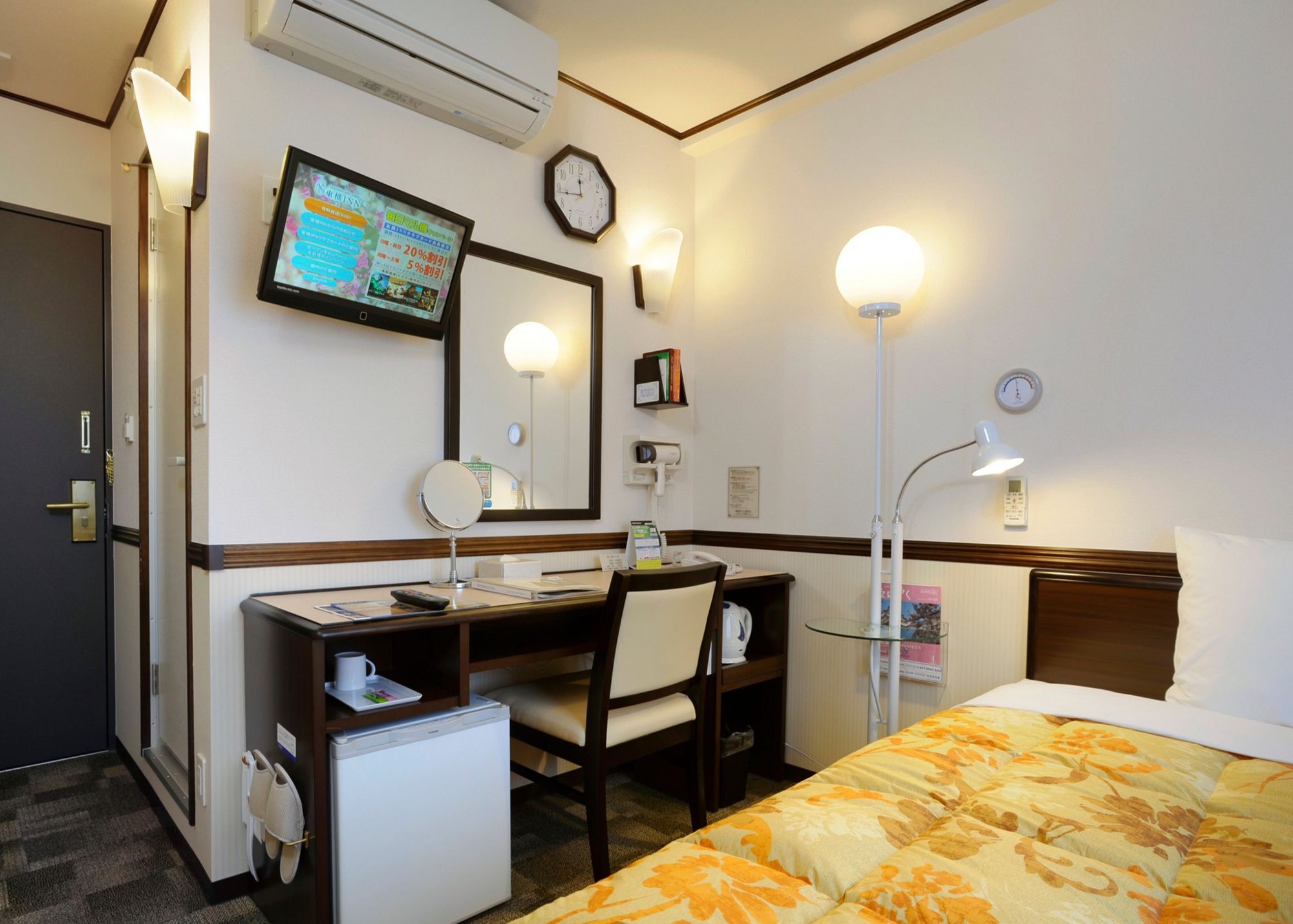 Toyoko Inn Tokyo Eki Yaesu Kita Guchi Tóquio Exterior foto
